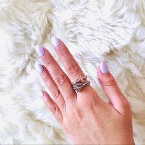 Set of triangle rings - silver and rose gold